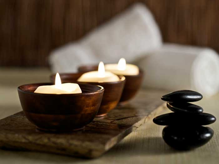 Le massage aux pierres chaudes